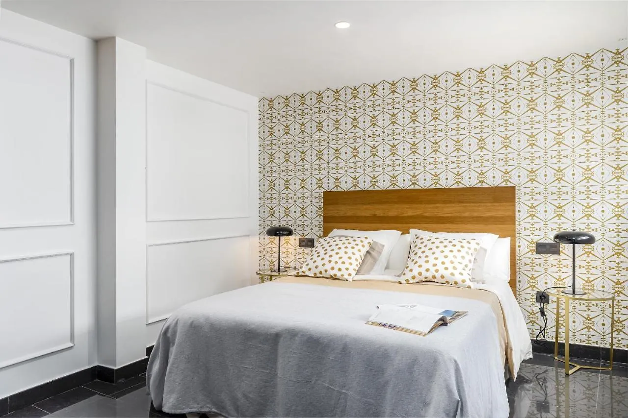 Apartamentos Pedregalejo Beach Playa مالقة 0*,  إسبانيا