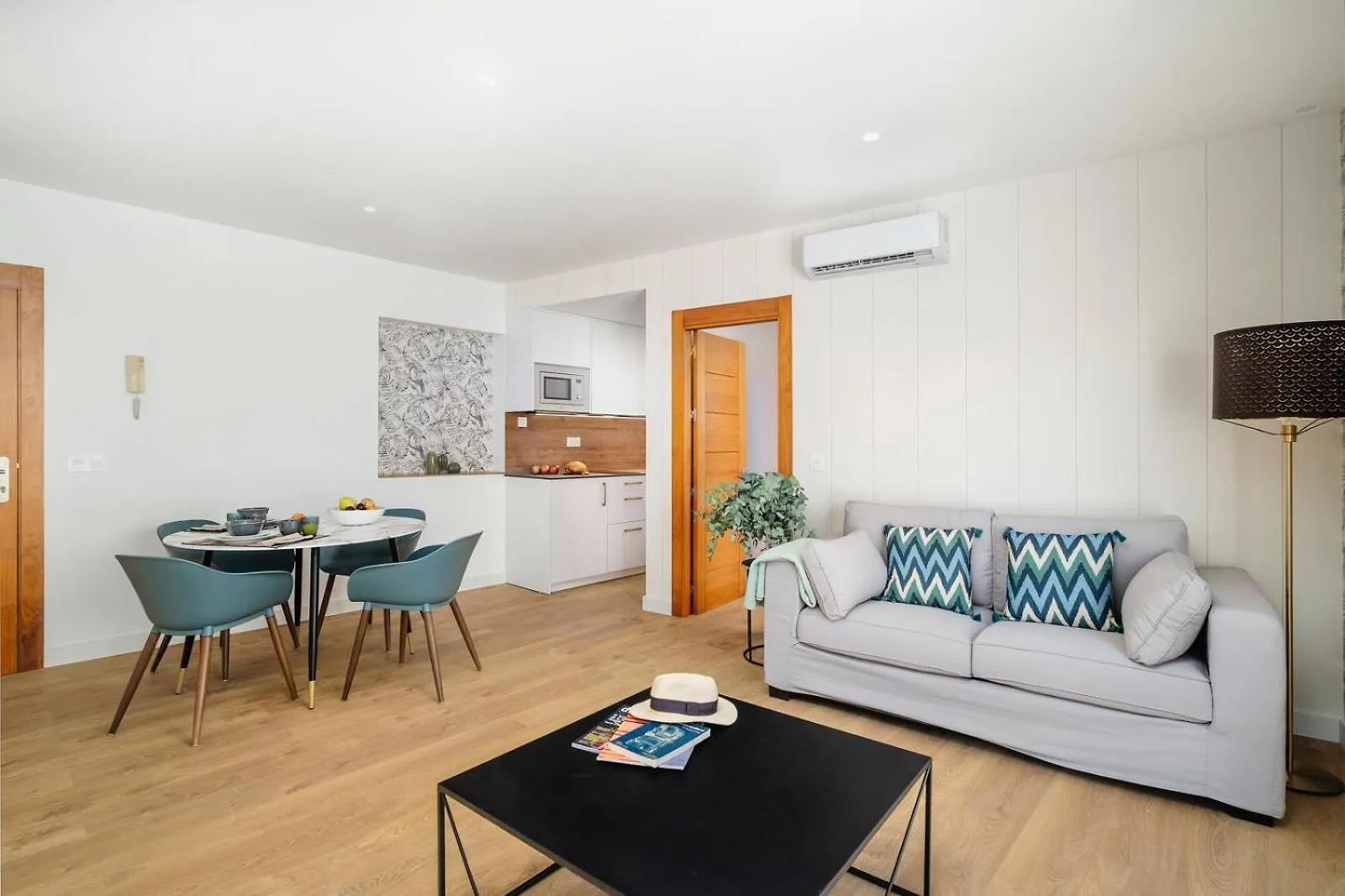 Apartamentos Pedregalejo Beach Playa مالقة